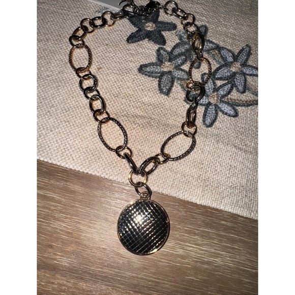 White House Black Market Gold & Silver Tone Link Pendant Necklace - Picture 4 of 5